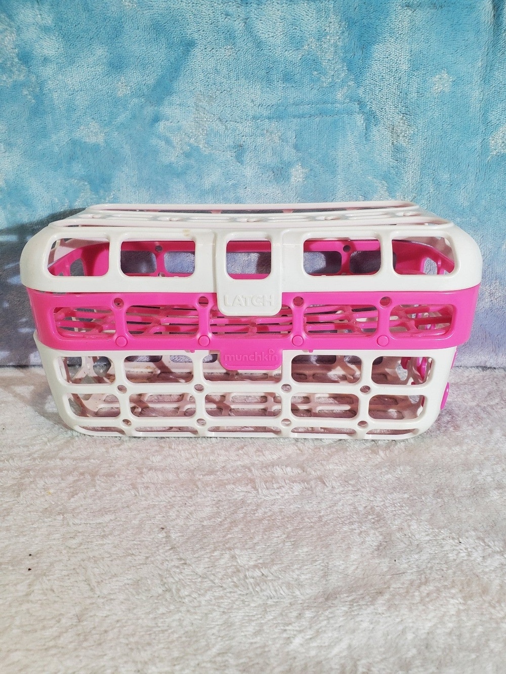 MUNCHKIN Pink & White High Capacity Dishwasher 2 Section Basket Container